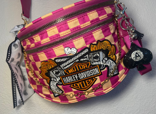 .BUMBAG ORANGE AND PINK CHECKERED ￼